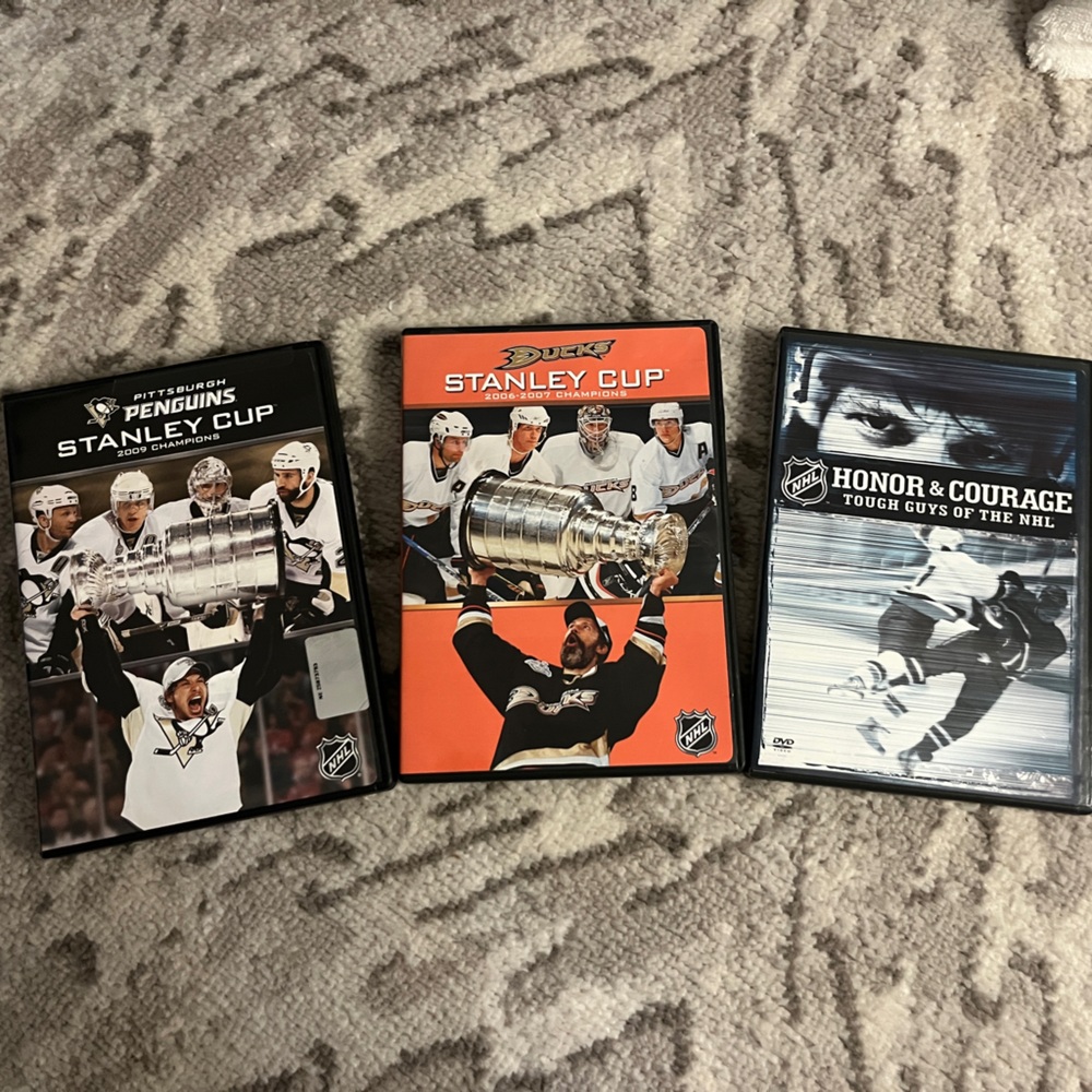 NHL Stanley Cup and Honor & Courage DVD Set Penguins Ducks Hockey